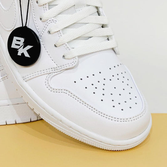 AIR JORDAN 1 LOW TRIPLE WHITE MEN