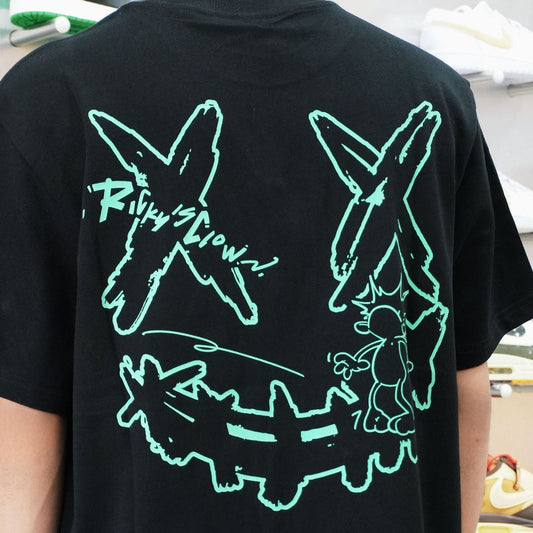 RIC DISCOVERED PINEAPPLE HEAD BLACK TEE