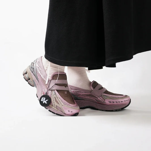 NEW BALANCE 1906L METALLIC PINK