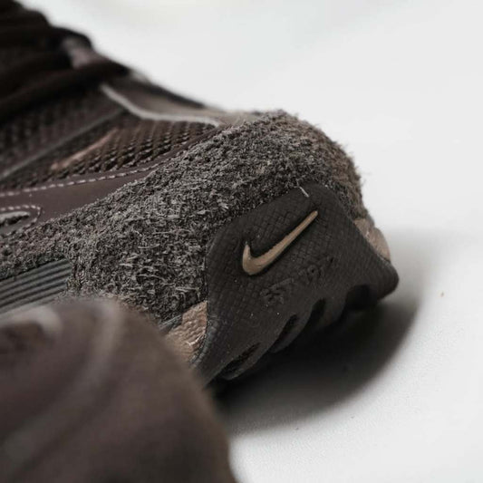 NIKE P-6000 SE VELVET BROWN
