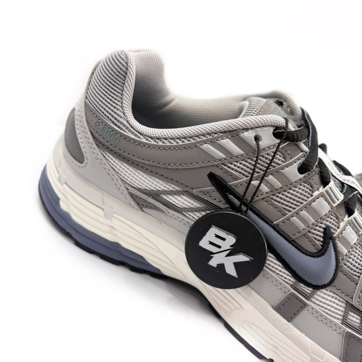 NIKE P-6000 LT SMOKE GREY BLUE