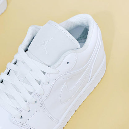 AIR JORDAN 1 LOW TRIPLE WHITE MEN