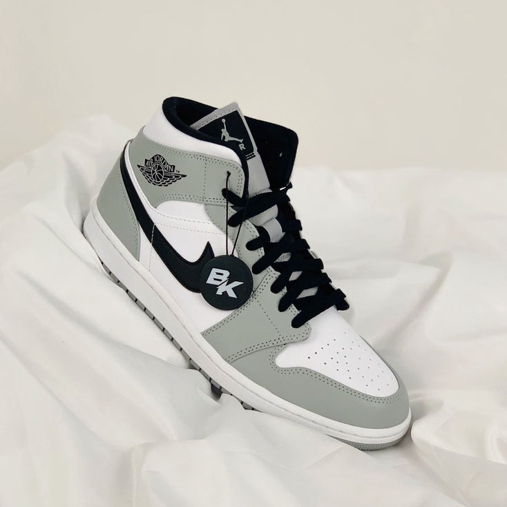 AIR JORDAN 1 MID LIGHT SMOKE GREY MEN