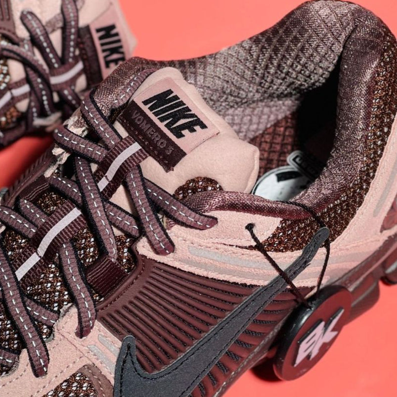 NIKE ZOOM VOMERO 5 PLUM ECLIPSE WMNS