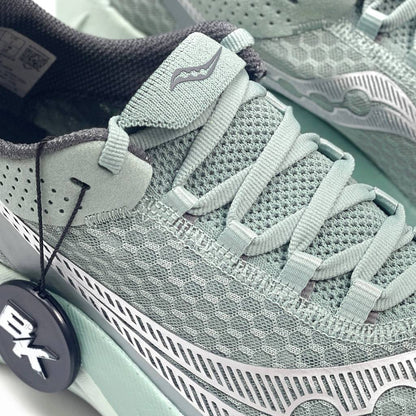 SAUCONY ENDORPHIN PRO 4 ICEBERG CARBON