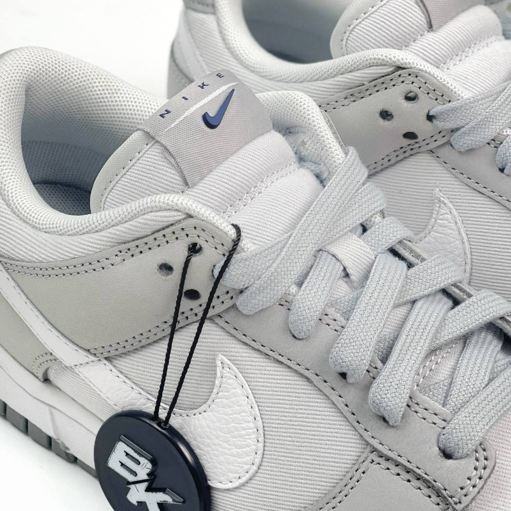 DUNK LOW LX NBHD LIGHT SMOKE GREY