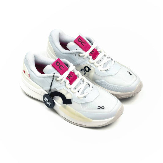 ON THE ROGER PRO 2 ARCTIC PINK