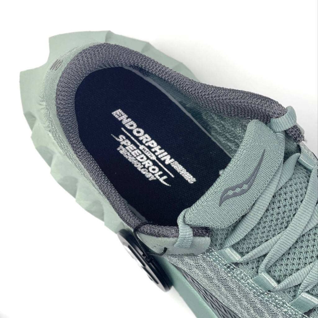 SAUCONY ENDORPHIN PRO 4 ICEBERG CARBON