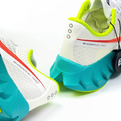 SAUCONY ENDORPHIN PRO 4 WHITE MUTANT