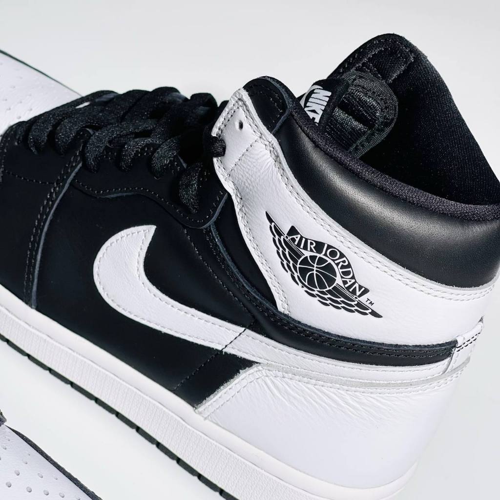 AIR JORDAN 1 HIGH OG REVERSE PANDA