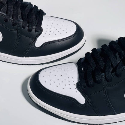 AIR JORDAN 1 HIGH OG REVERSE PANDA