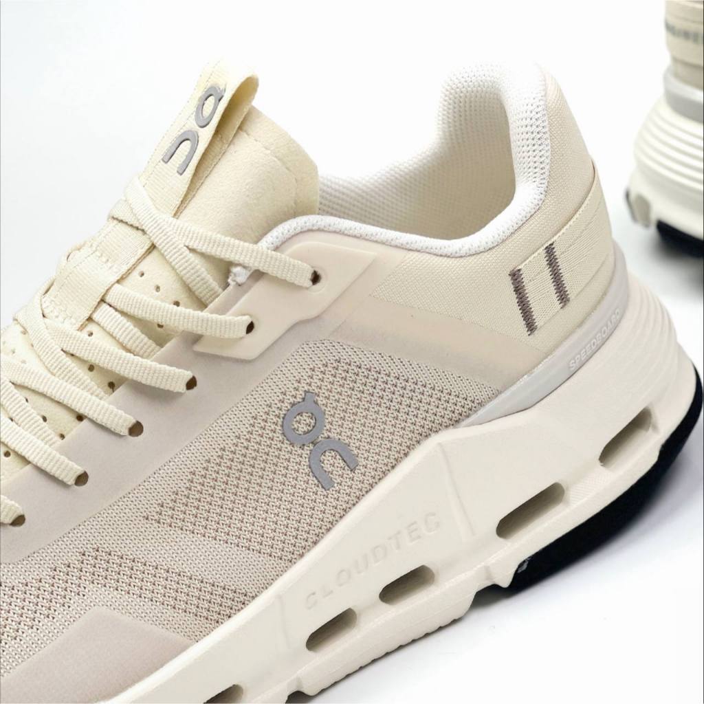 ON CLOUDNOVA FORM 2 TT CREAM IVORY