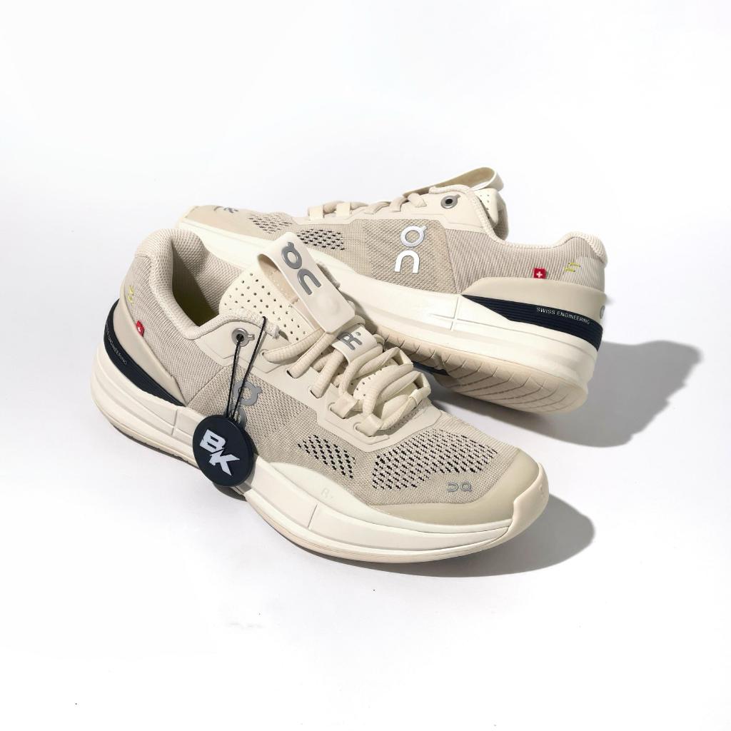 ON THE ROGER PRO SAND IVORY WMNS