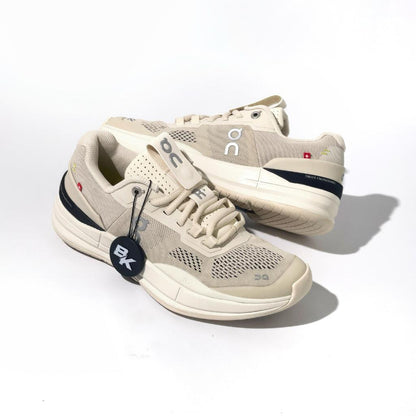 ON THE ROGER PRO SAND IVORY WMNS