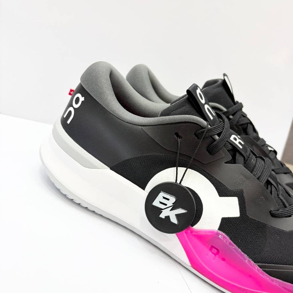 ON THE ROGER PRO 3 BLACK PINK
