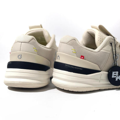 ON THE ROGER PRO SAND IVORY WMNS