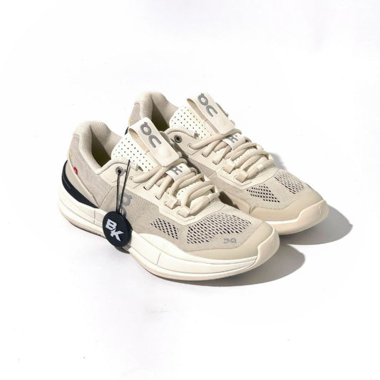 ON THE ROGER PRO SAND IVORY WMNS