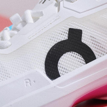ON THE ROGER PRO FIRE WHITE PINK