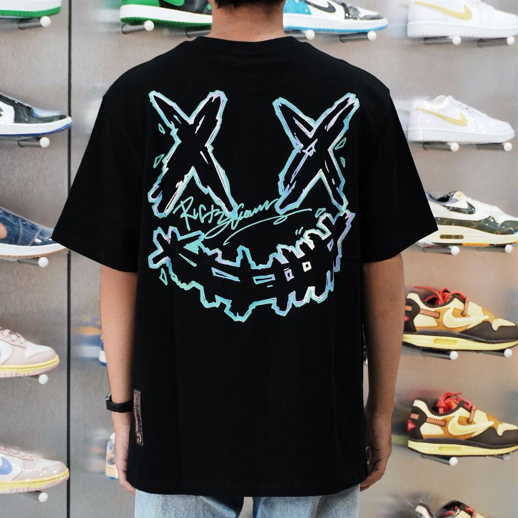 RIC AURORA WINGS BLACK TEE