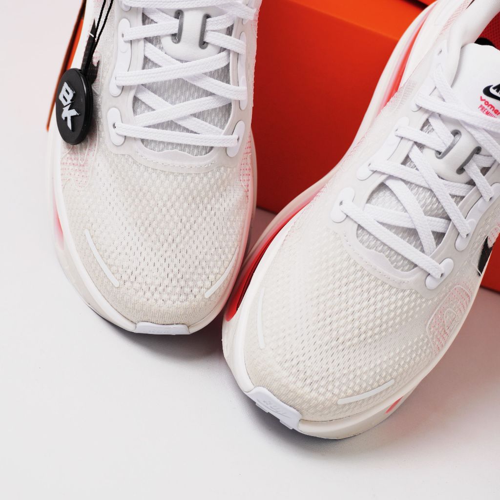 NIKE VOMERO PREMIUM WHITE BLACK CRIMSON