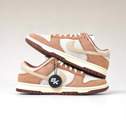 DUNK LOW MEDIUM CURRY