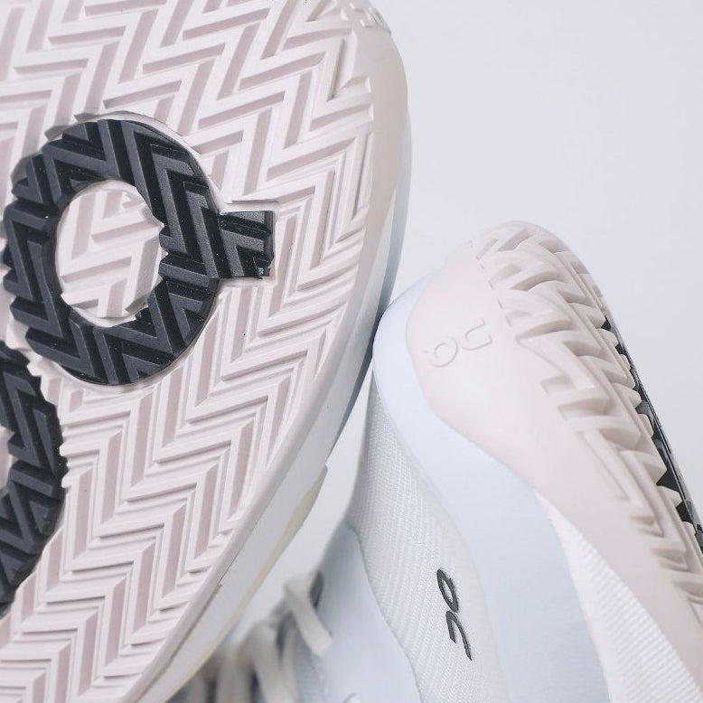 ON THE ROGER PRO 2 ARCTIC PINK