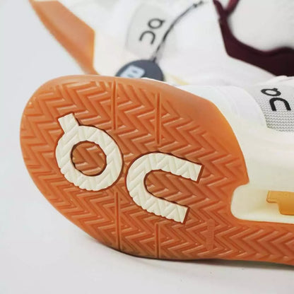 ON THE ROGER CLUBHOUSE PRO WHITE IVORY W