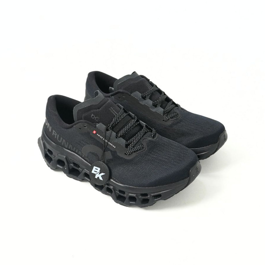 ON CLOUDMONSTER 3 WIDE BLACK
