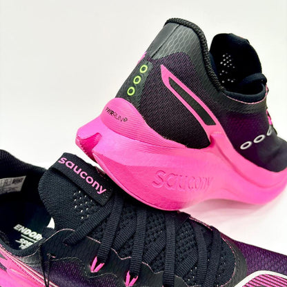 SAUCONY ENDORPHIN PRO 5 BLACK SHOCK PINK