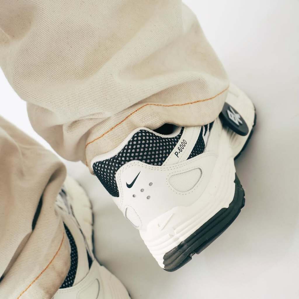 NIKE P-6000 SAIL OFF NOIR MEDIUM ASH VOI