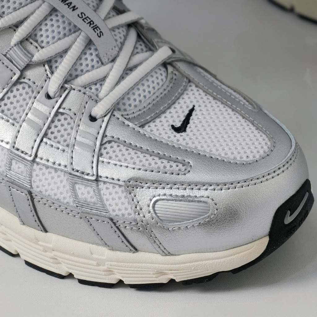 NIKE P-6000 WHITE METALLIC SILVER BLACK