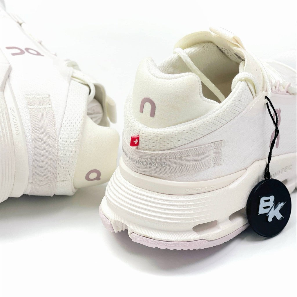 ON CLOUDNOVA 2 WHITE ORCHID