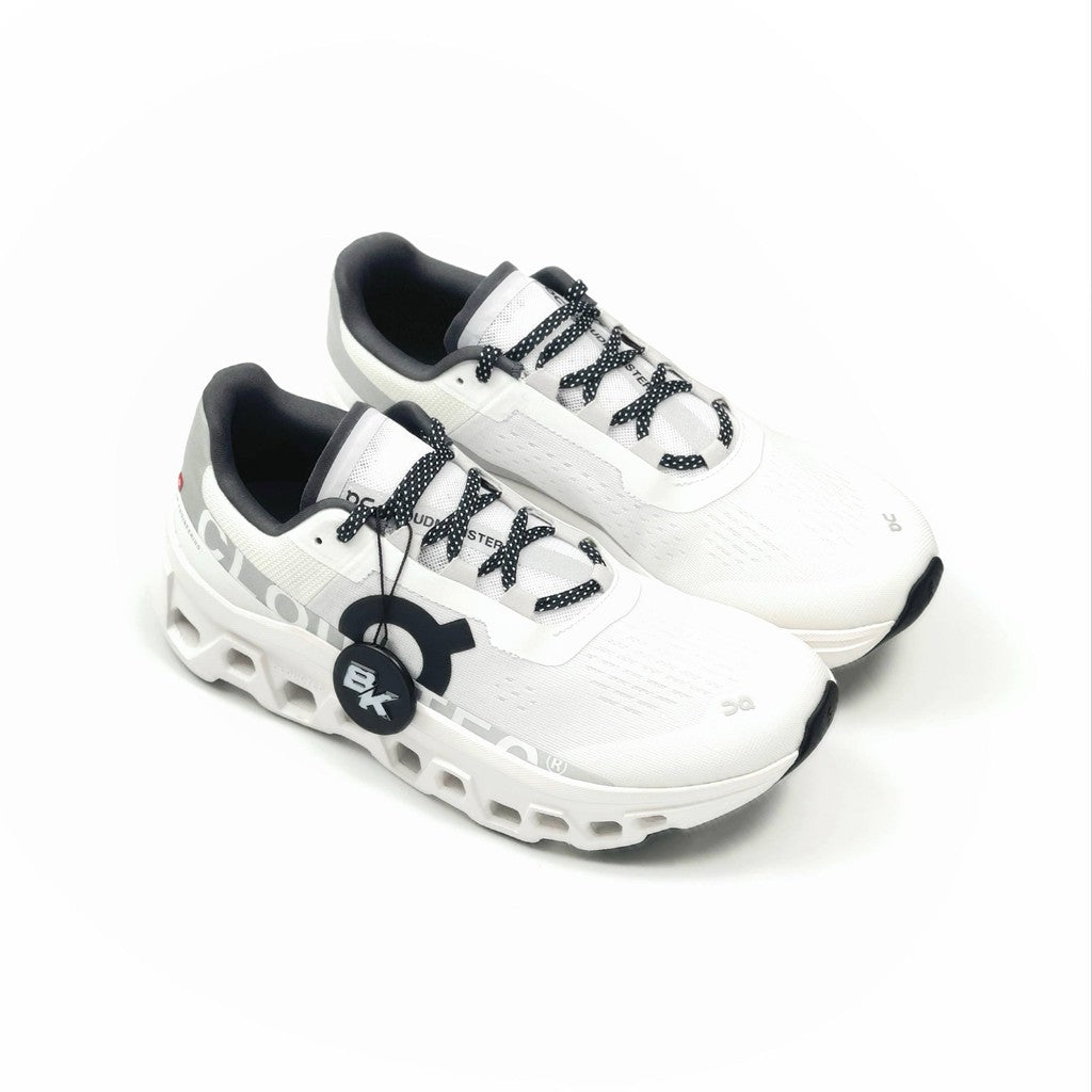On cloudmonster All White