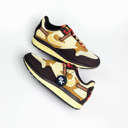 AIR MAX TRAVIS
