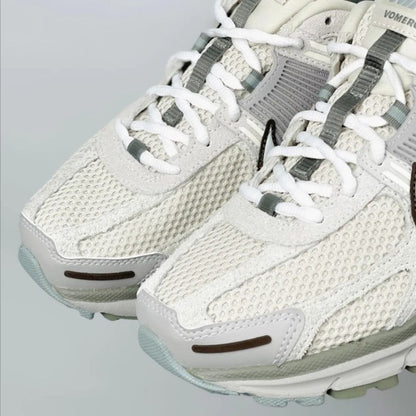 NIKE ZOOM VOMERO 5 SE LIGHT OREWOOD