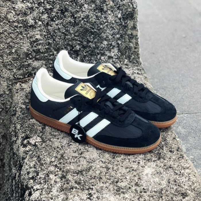 Samba OG Carbon Almost Blue W