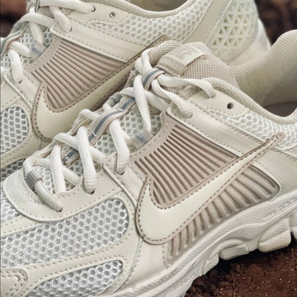 Nike zoom Vomero 5 Pale ivory wmns