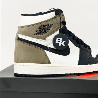 AIR JORDAN 1 HIGH DARK MOCHA