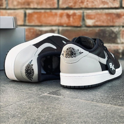 Air jordan 1 low og shadow toe