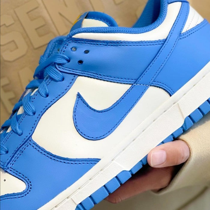 Dunk low coast university gold