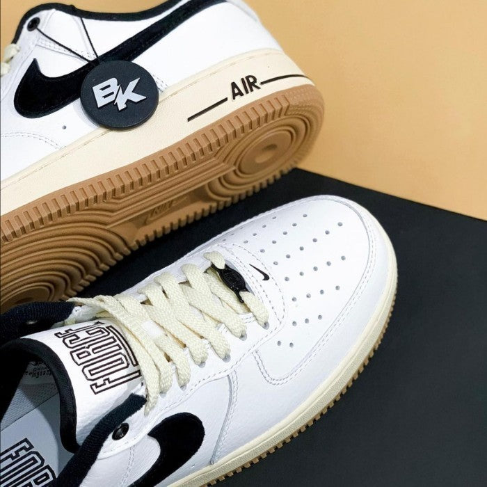 AIR FORCE 1 LX summit white black