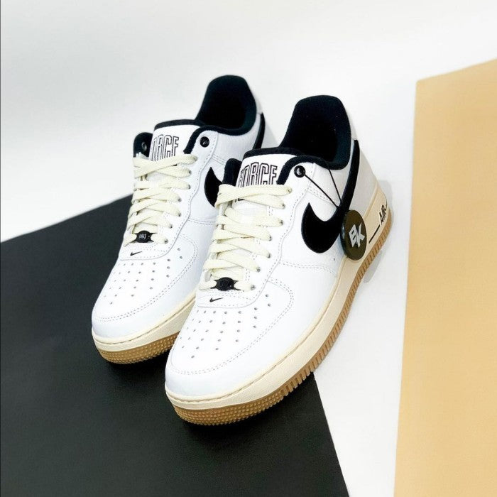 AIR FORCE 1 LX summit white black