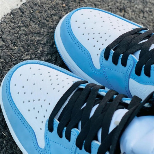 AIR JORDAN 1 HIGH UNIVERSITY BLUE