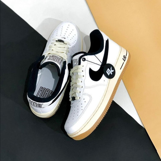 AIR FORCE 1 LX summit white black