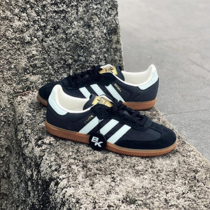 Samba OG Carbon Almost Blue W