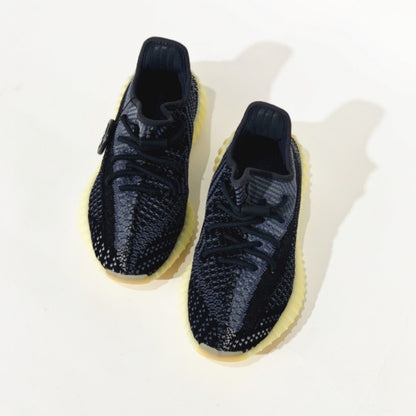 YEEZY V2 CARBON