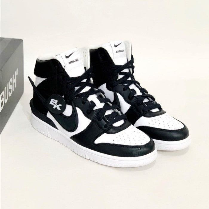 DUNK HIGH AMBUSH BLACK WHITE