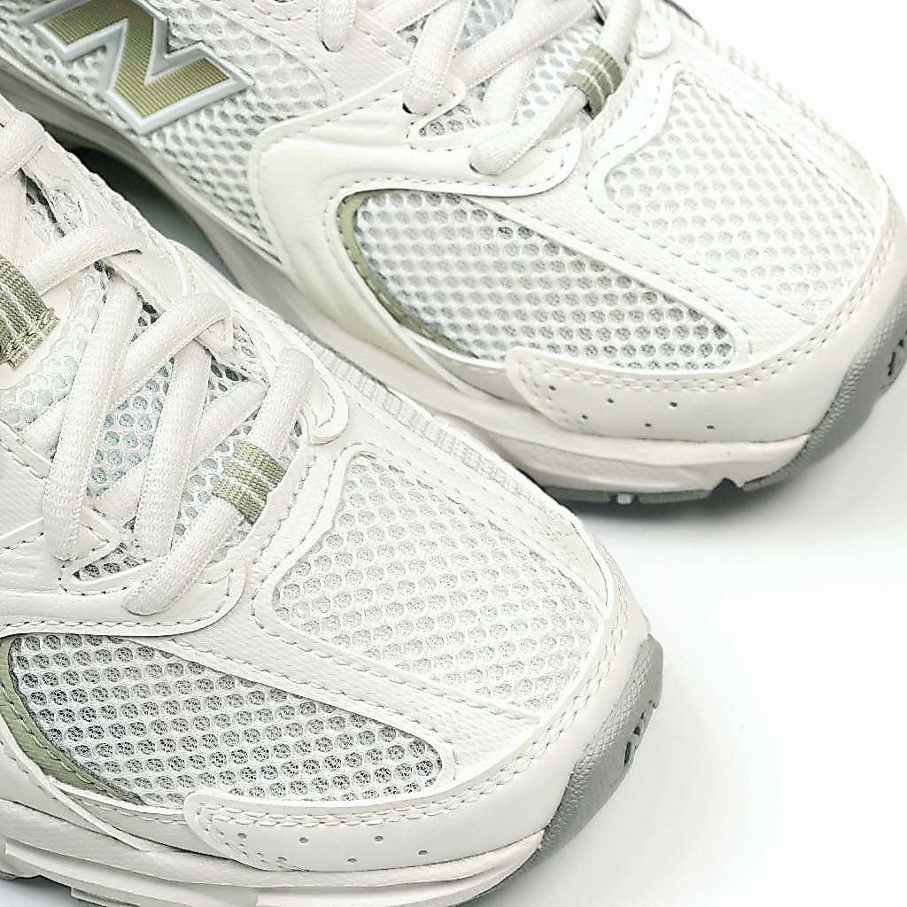 NEW BALANCE 530 WHITE GREEN
