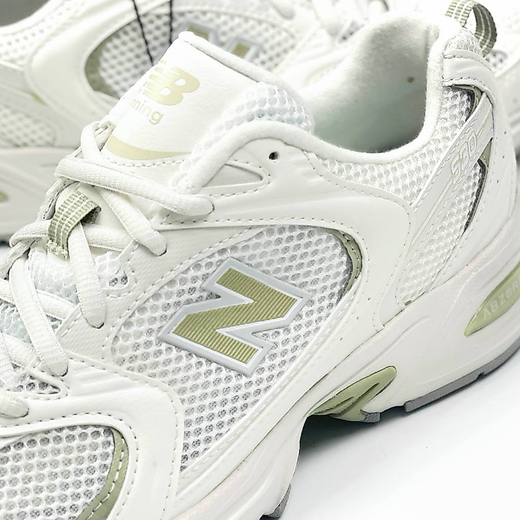 NEW BALANCE 530 WHITE GREEN